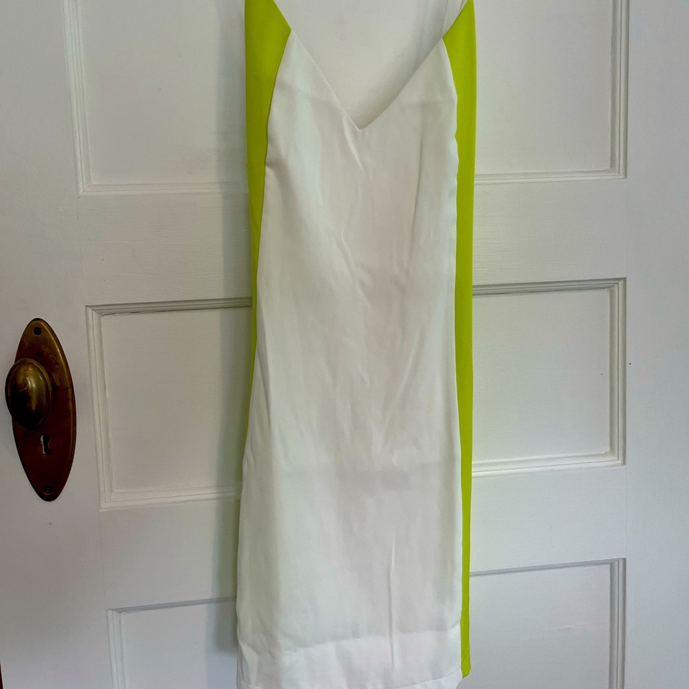 NWT - Superdown white dress with lime green stripes down the sides. Size small. - Picture 2 of 6
